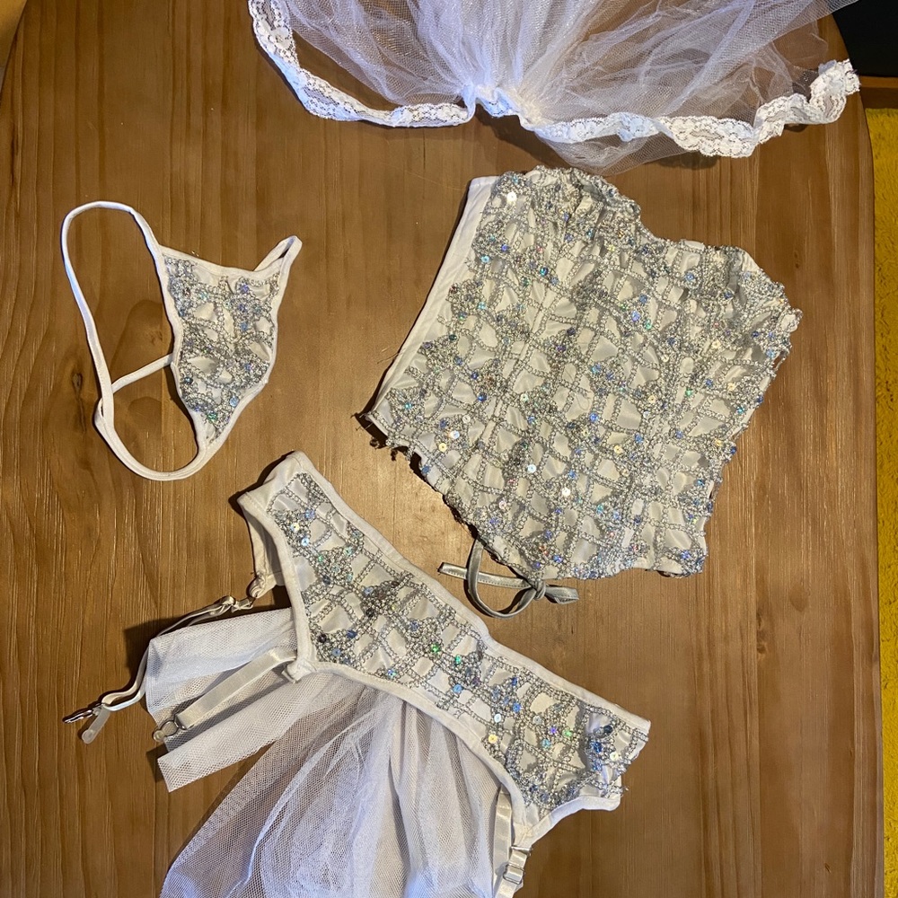 Wedding night bride lingerie